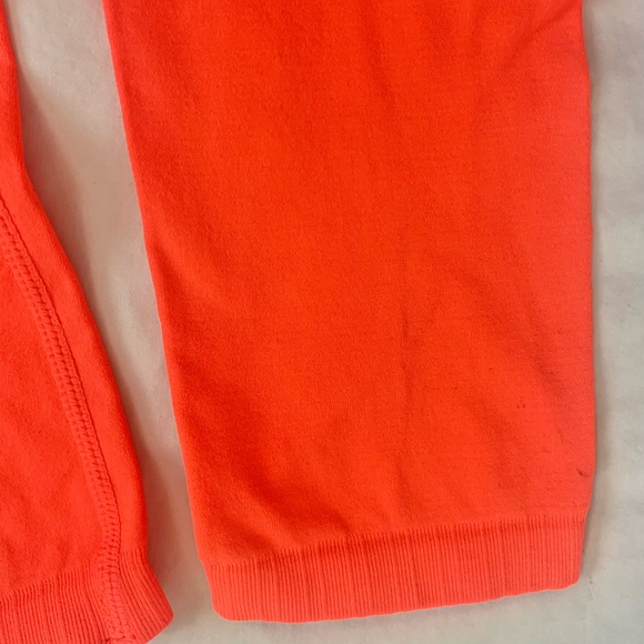 💕 Flawed but still fabulous! Free People Movement Good Karma Onesie - Picture 9 of 12